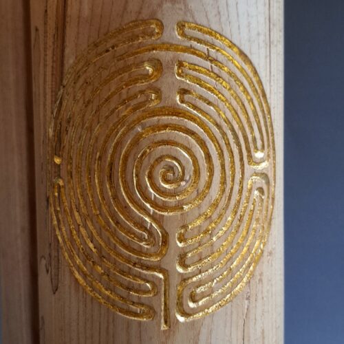 Bayrische Gebetsmühle „Ich gehe meinen Weg & Labyrinth“ – Esche, 26 cm